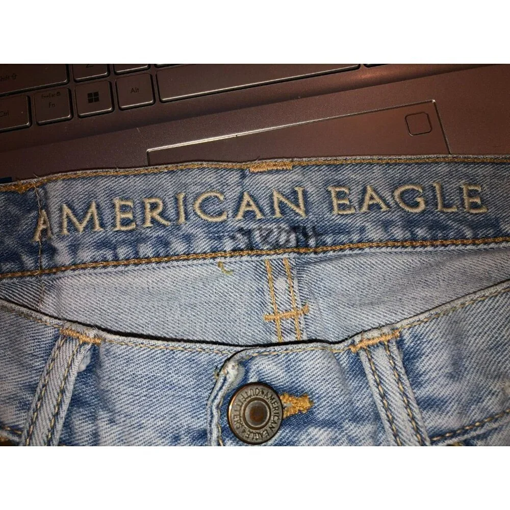 American Eagle Mens Size 28 x 28 Light Wash Blue Distressed Bootcut Denim Jeans